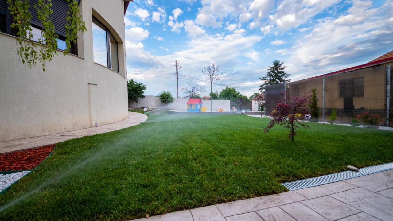 Casa Avram Villa Râmnicu Vâlcea Buitenkant foto