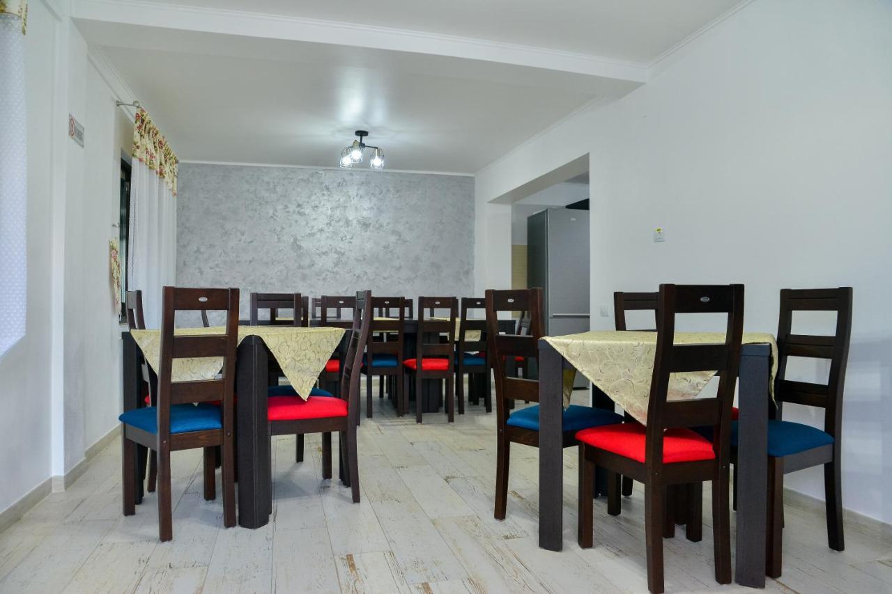 Casa Avram Villa Râmnicu Vâlcea Buitenkant foto