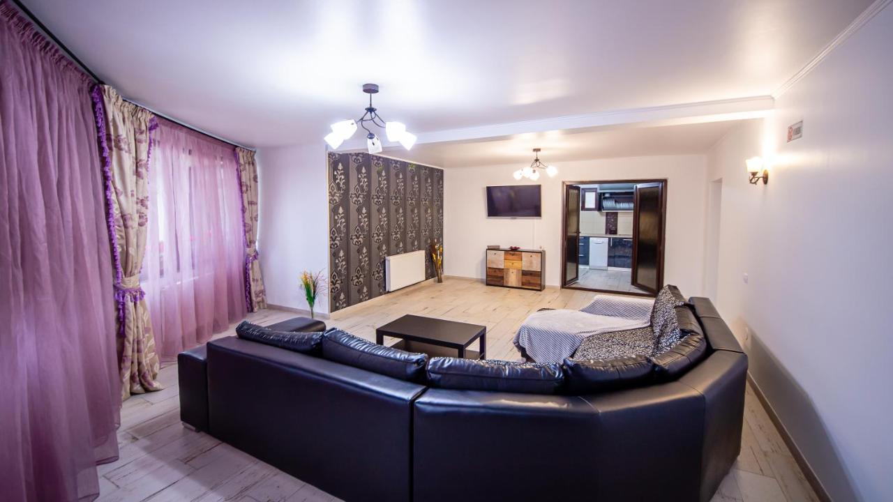 Casa Avram Villa Râmnicu Vâlcea Buitenkant foto