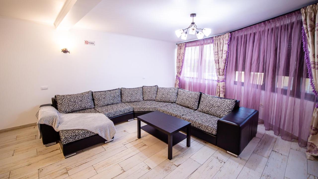 Casa Avram Villa Râmnicu Vâlcea Buitenkant foto