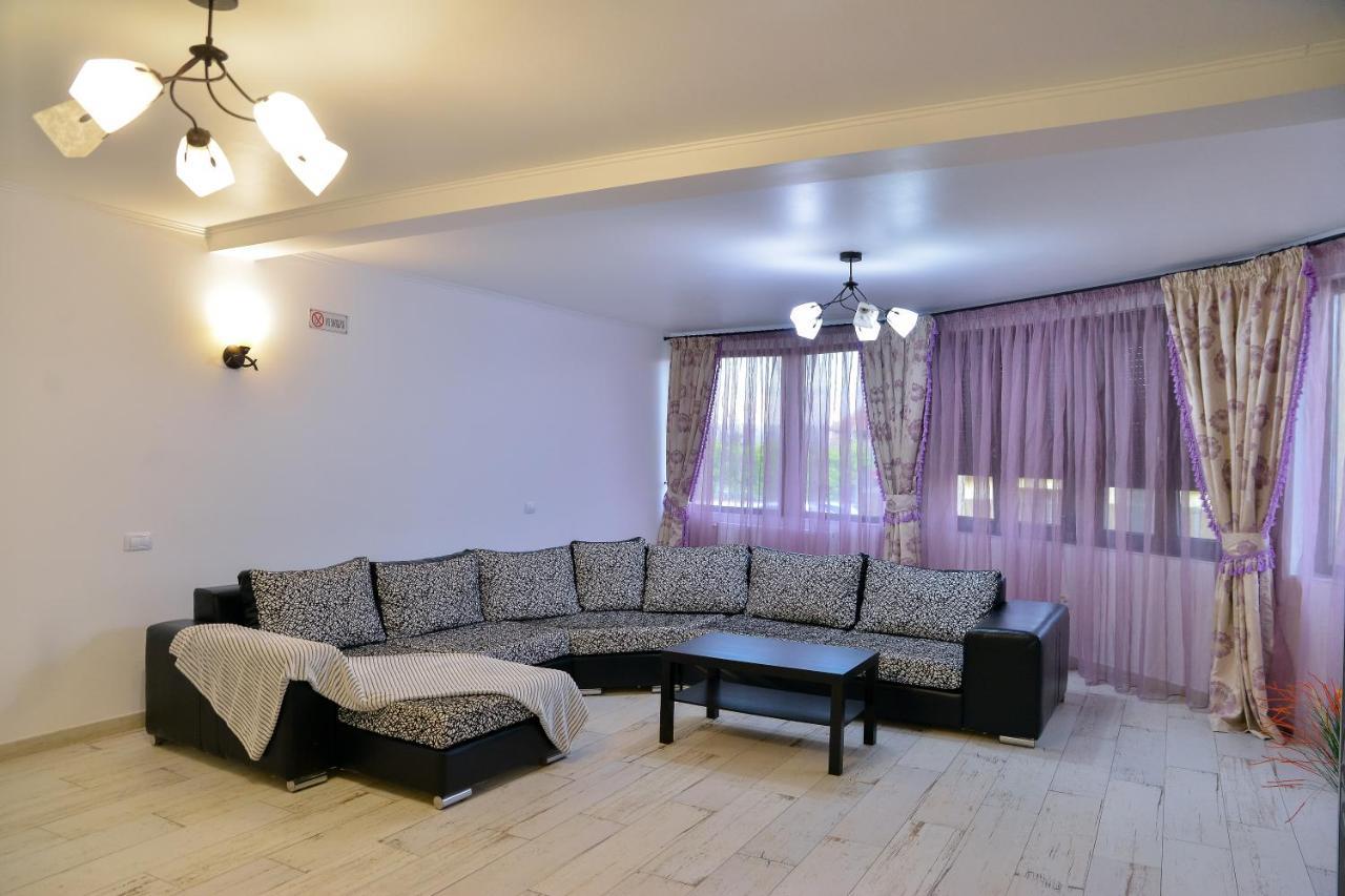 Casa Avram Villa Râmnicu Vâlcea Buitenkant foto